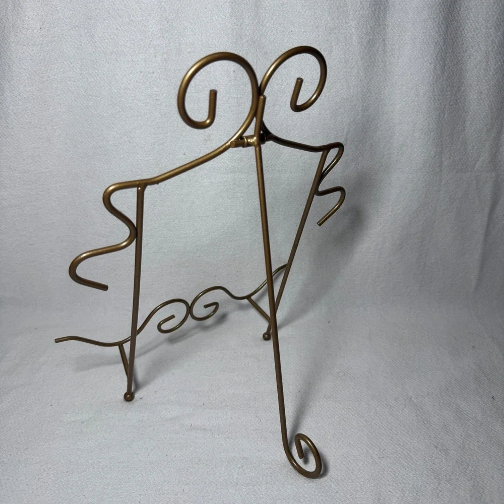 Vintage Gold Wire Scroll Display Easel Folding Metal Plate Picture Stand 9in‎